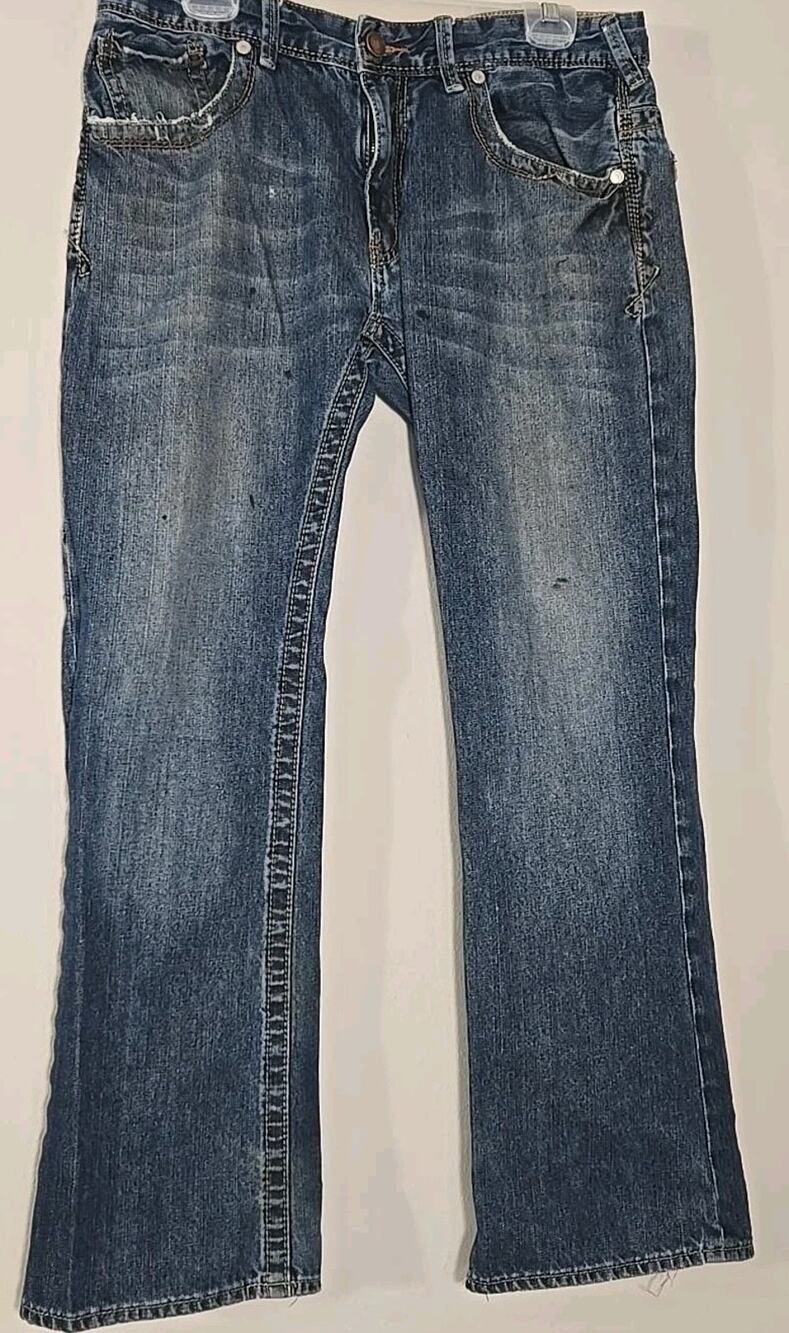 UNIONBAY Mens Boot Cut Jeans 34x30 Y2K Distressed Faded Blue 100% Cotton #0218